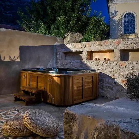 Villa Daniela - Saint Nikolas Retreat