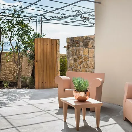 Daniela - Saint Nikolas Retreat Faraklata